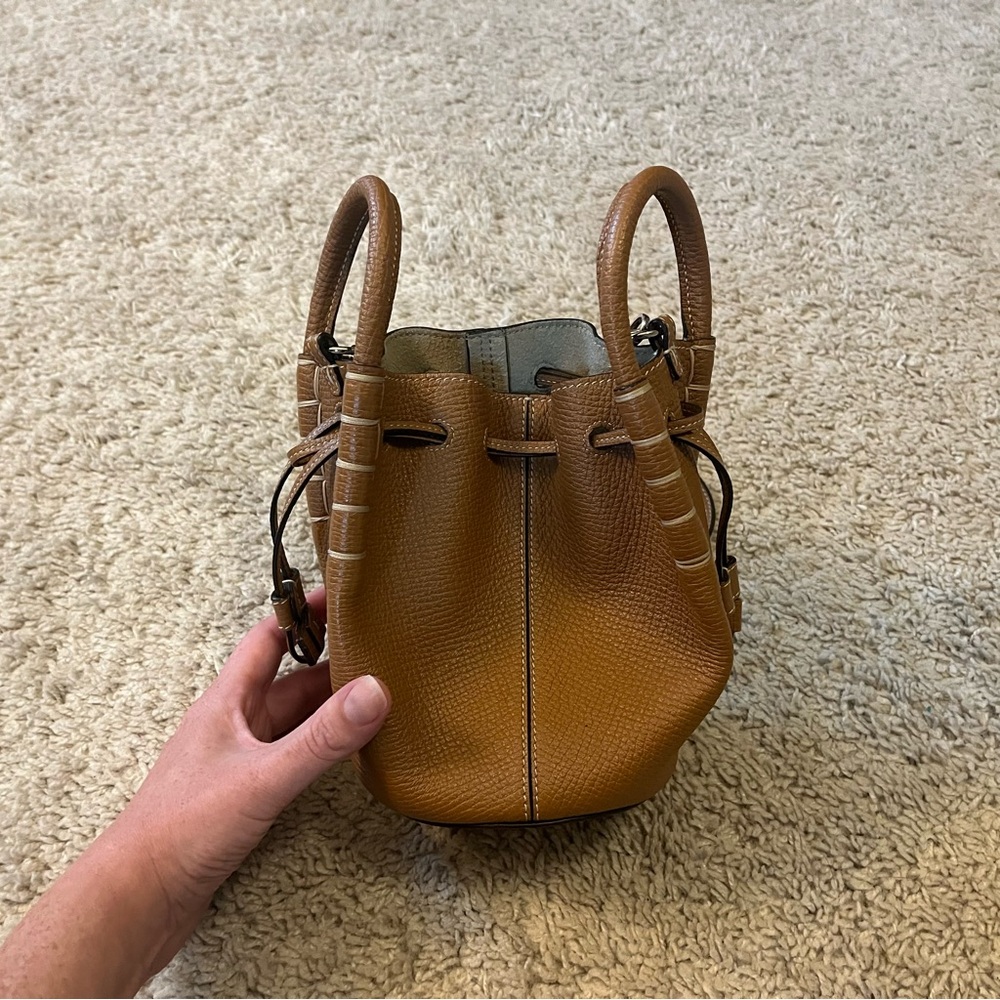 Tod’s Mini/Micro Top Handle Bucket Bag - Picture 5 of 9